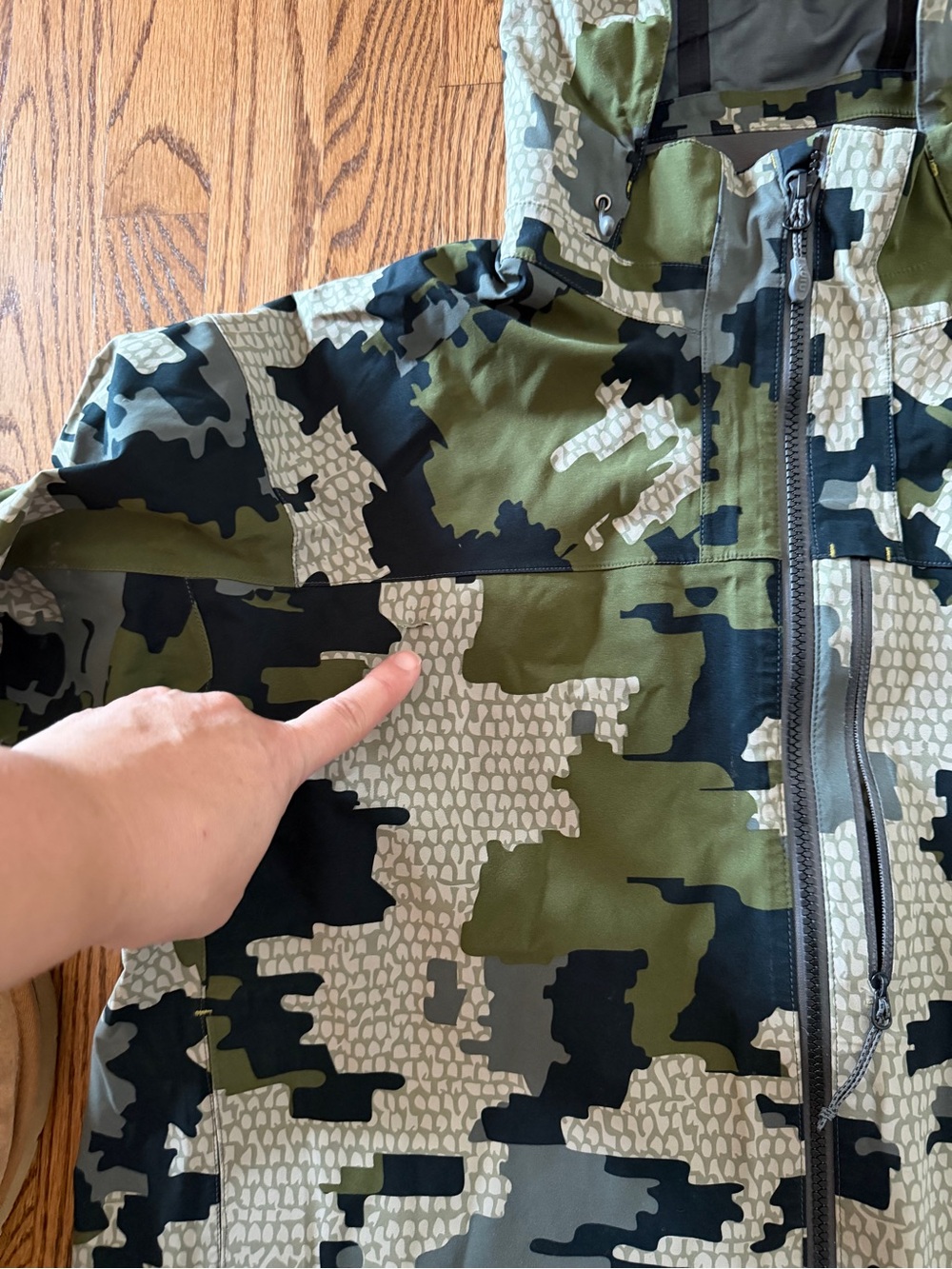 KUIU Kutana Storm Shell Jacket - Picture 3 of 6